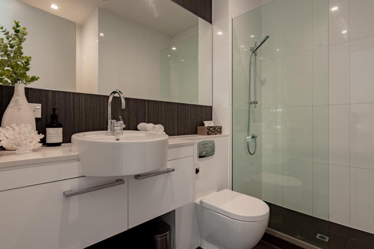 Stylish Haven Luxury Interiors In Prime Location Queenstown Exterior foto