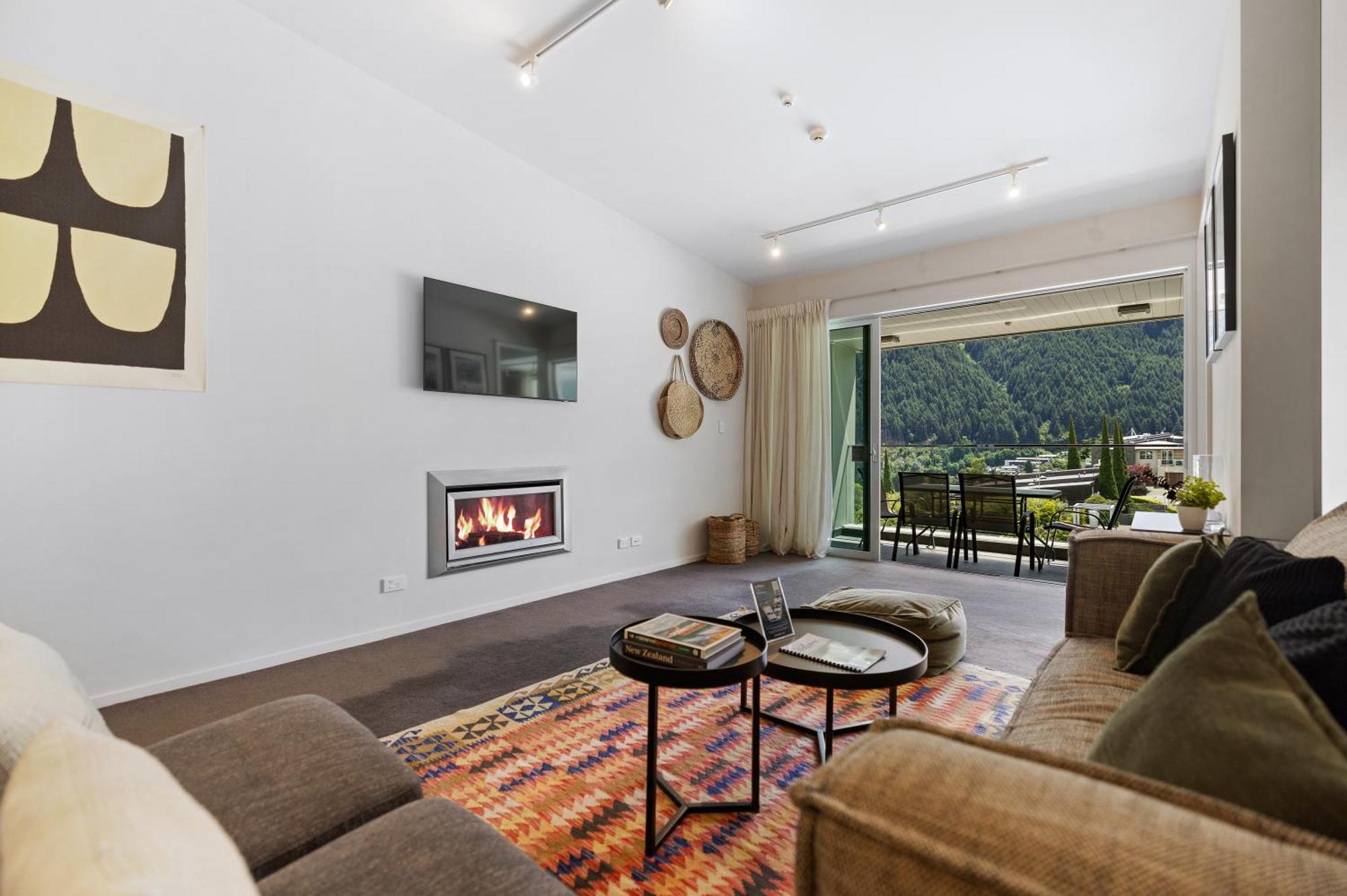 Stylish Haven Luxury Interiors In Prime Location Queenstown Exterior foto